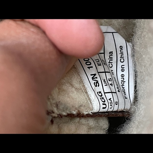 UGG Australia Akadia Shearling Lined Winter Boots - Picture 4 of 9